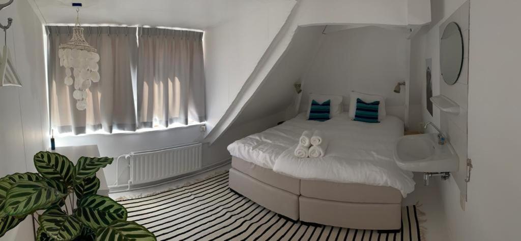 B & B Tx71 Den Burg Eksteriør billede